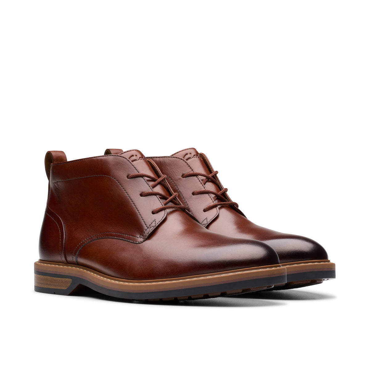 Clarks Men Tan Aldwin Chukka Boots