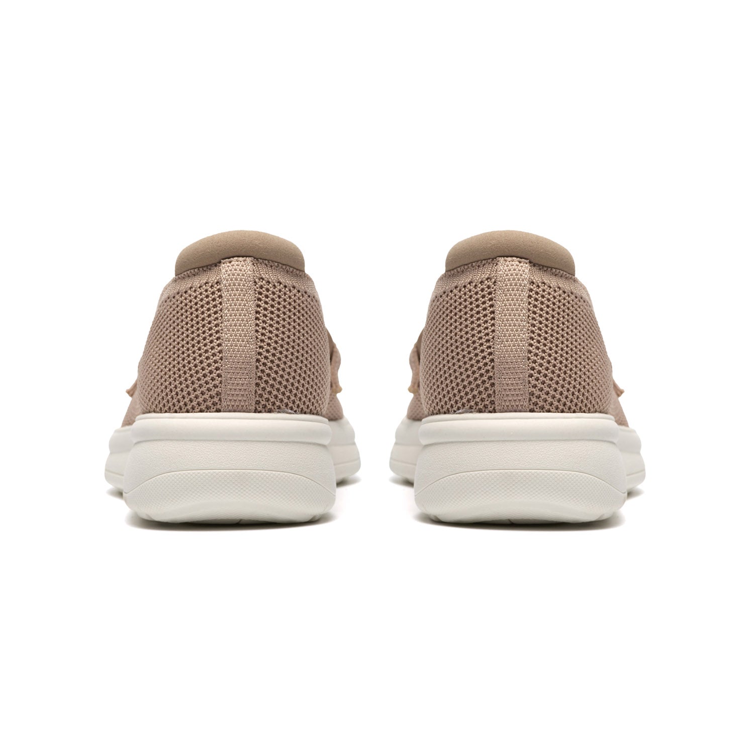 Clarks Women Ezrinn Cove Beige Shoes