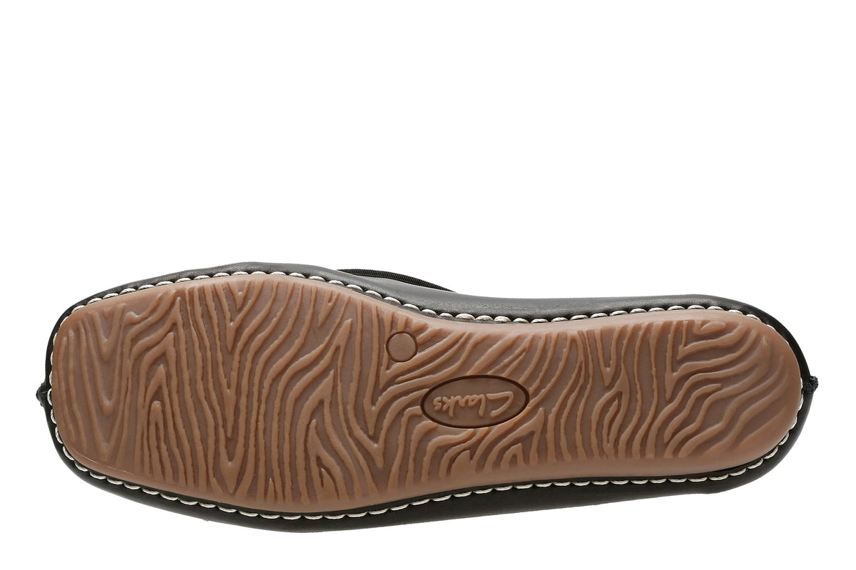 Clarks Women Black Freckle Ice Shoes