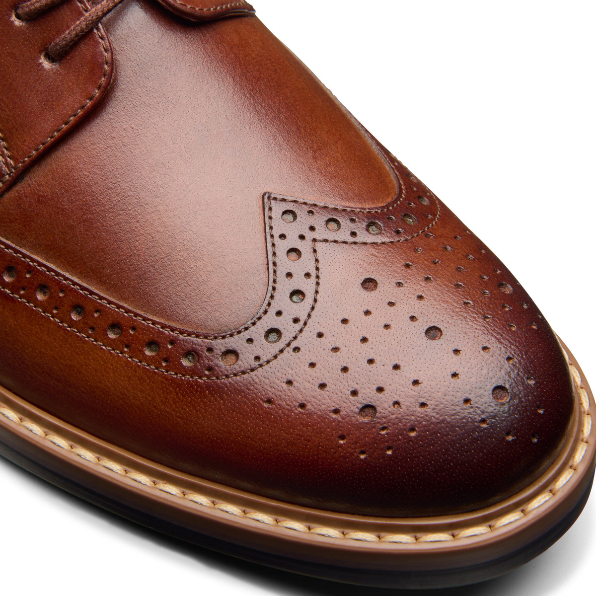 Clarks Men Tan Aldwin Limit Shoes