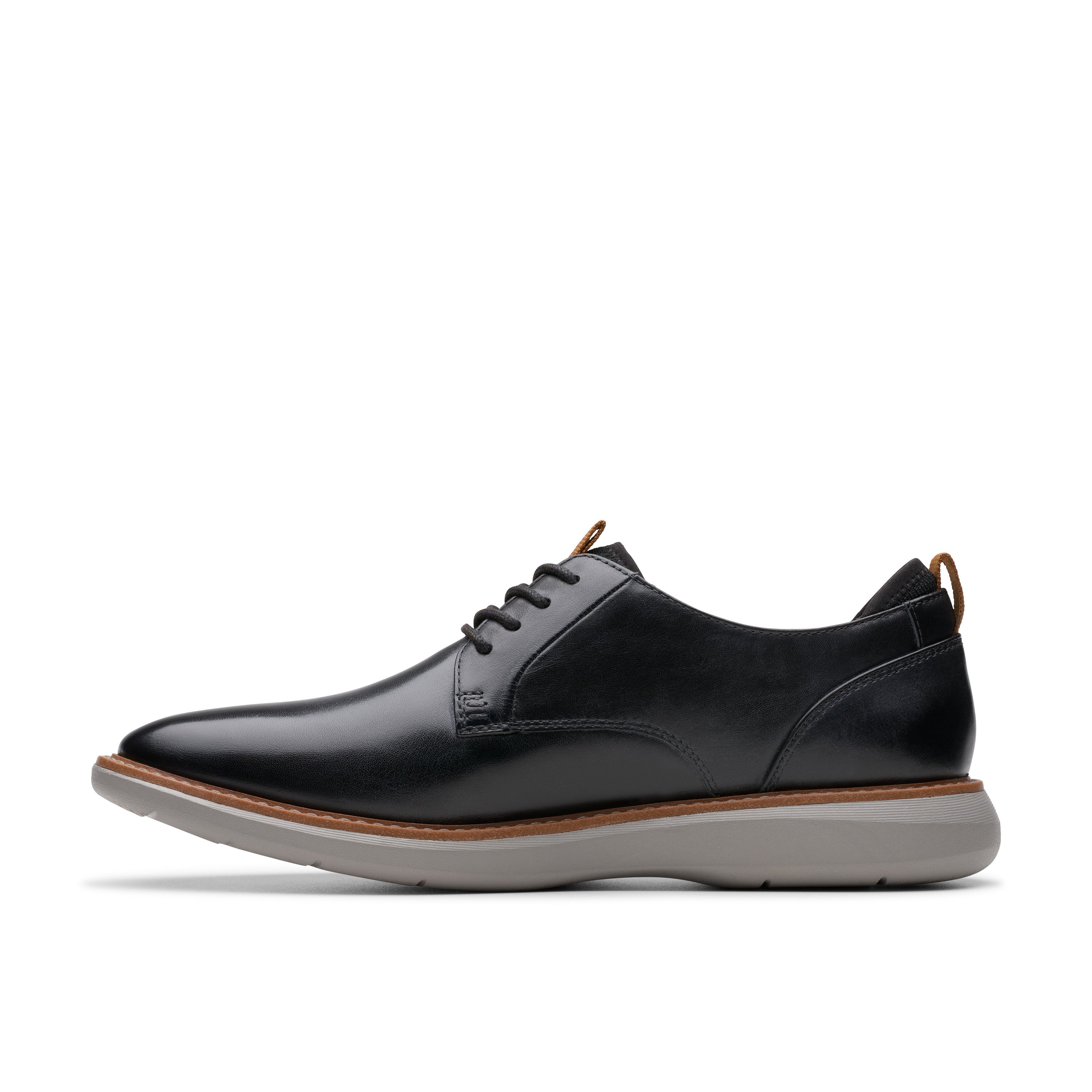 Clarks Men Black Brantin Plain Shoes