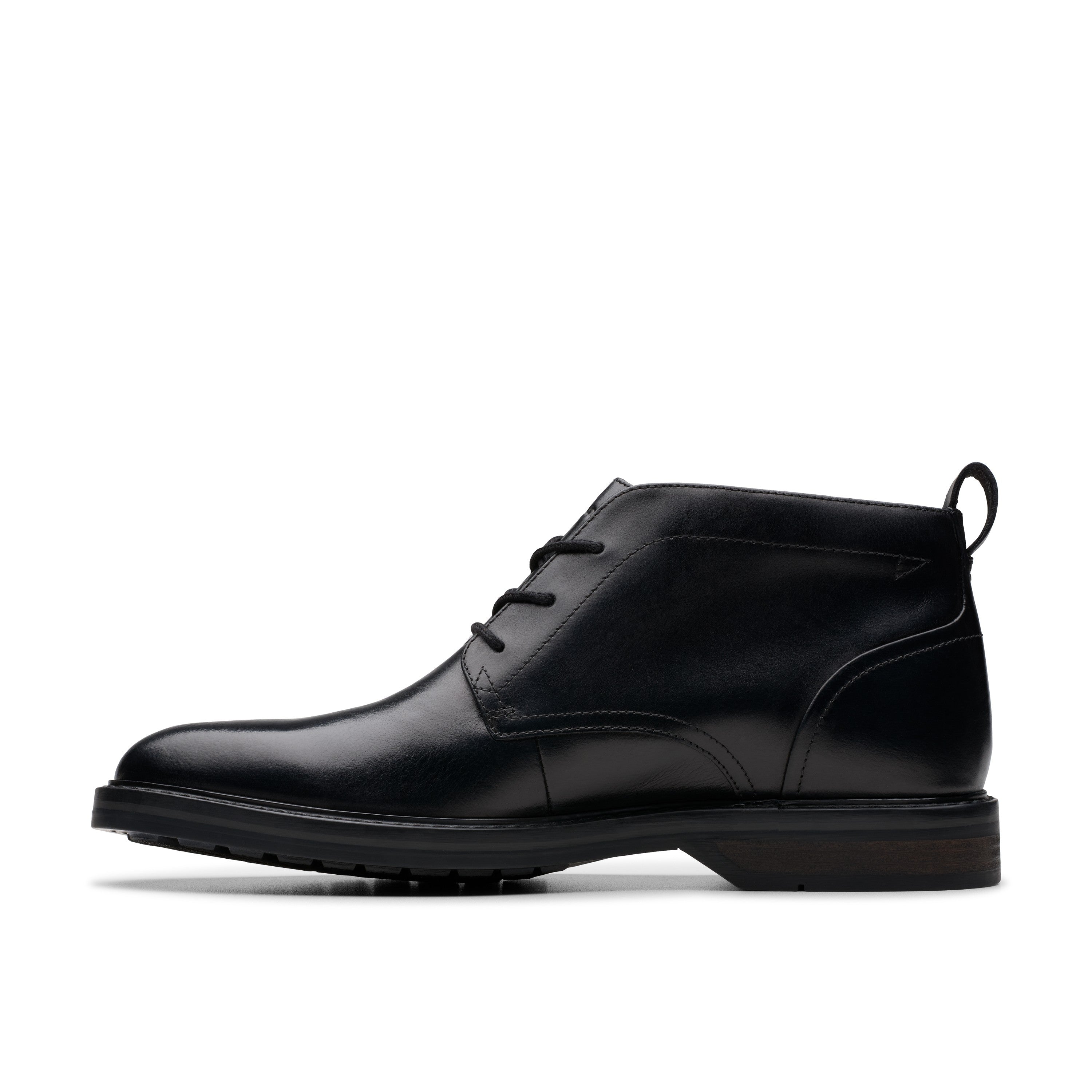 Clarks Men Black Aldwin Chukka Boots