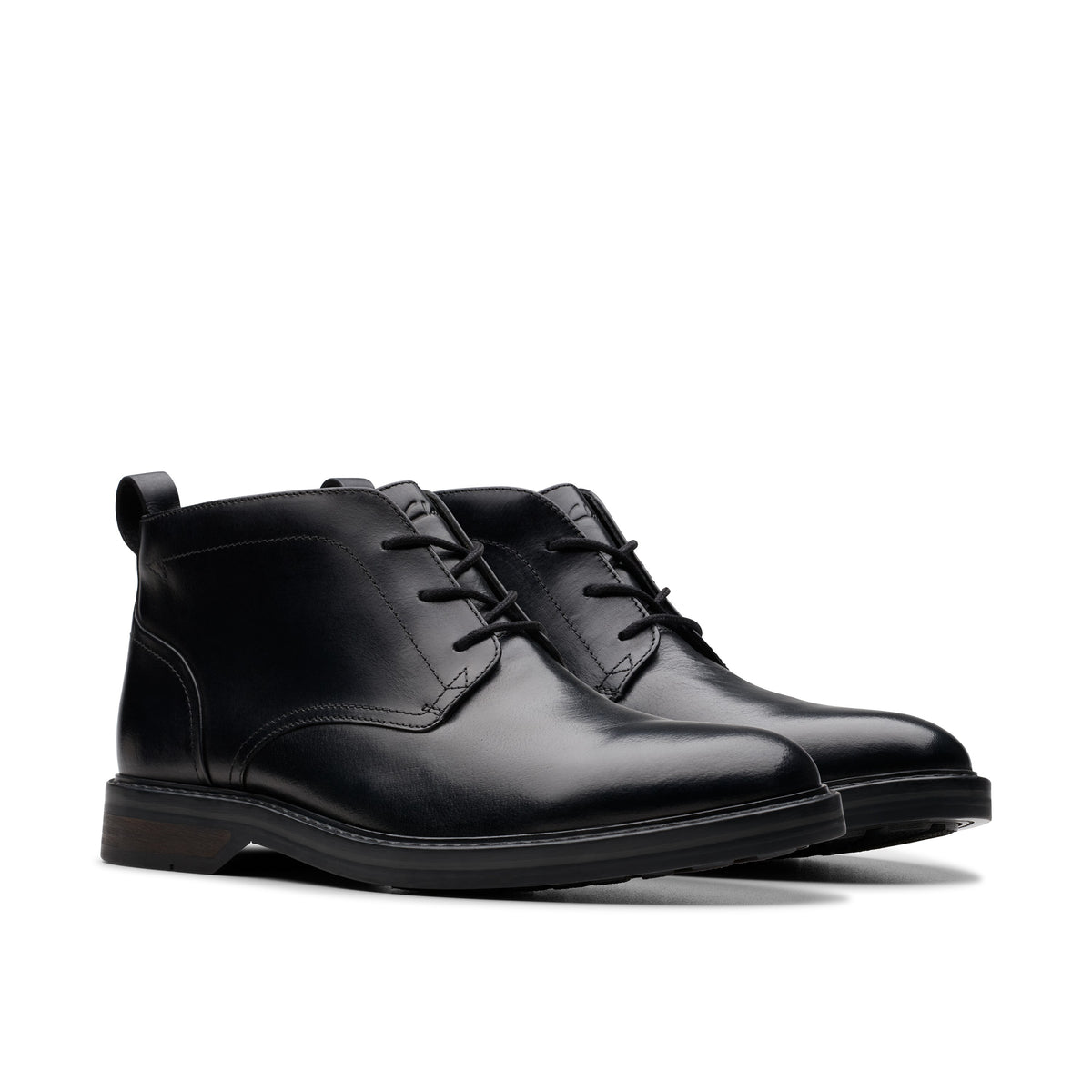Clarks Men Black Aldwin Chukka Boots