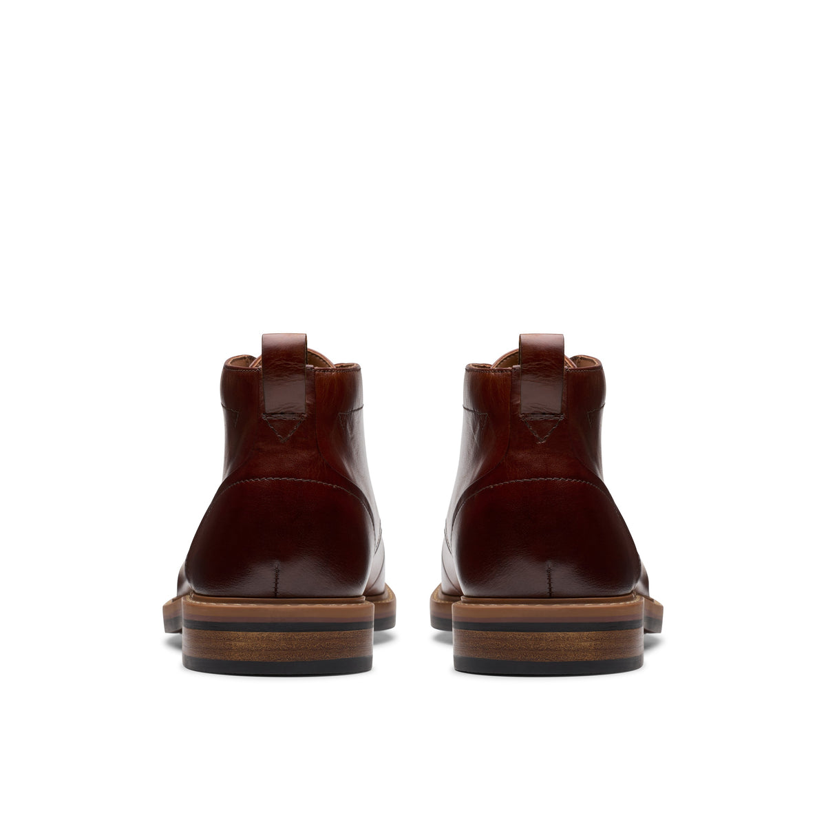 Clarks Men Tan Aldwin Chukka Boots