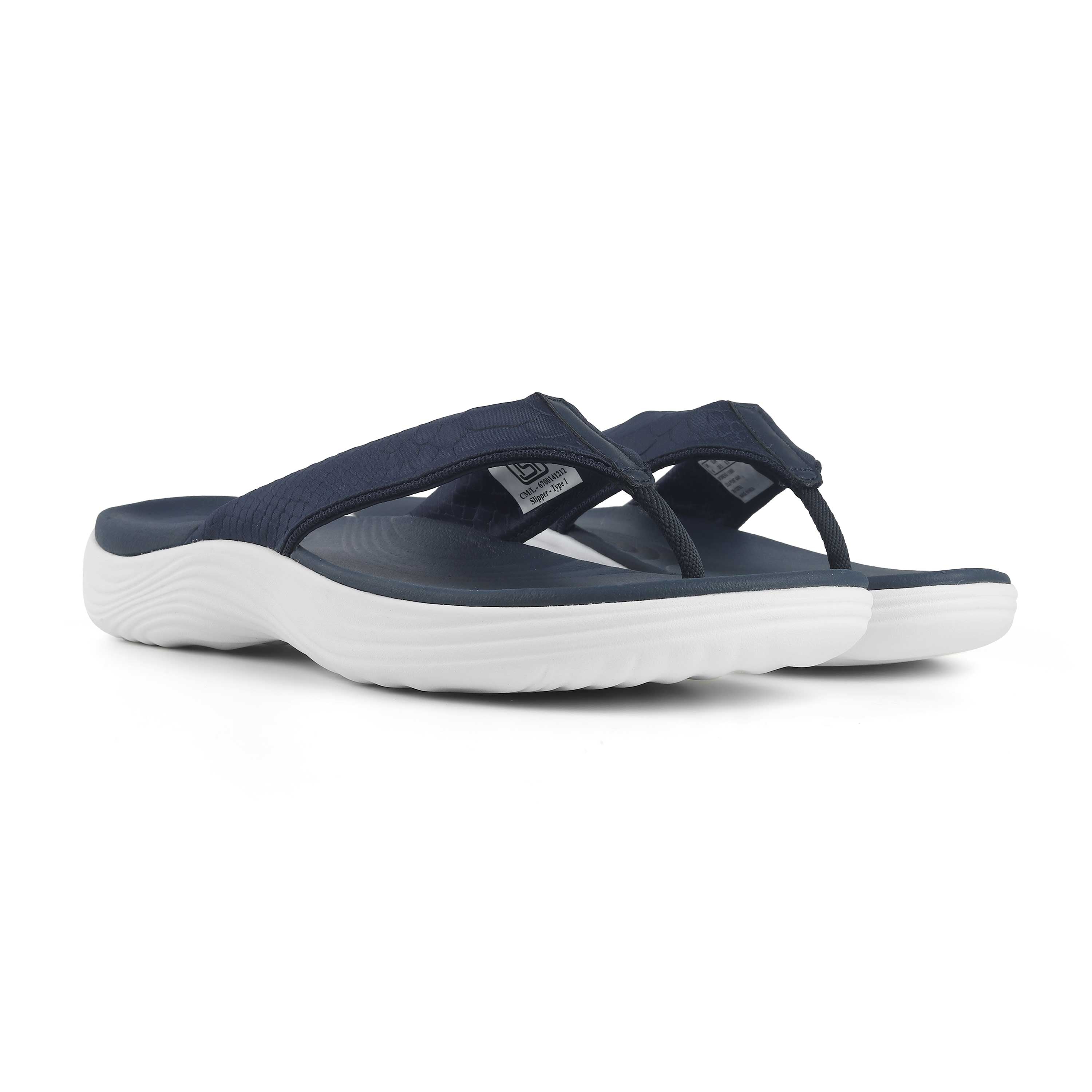 Clarks Women Lola Point Navy Flip Flop