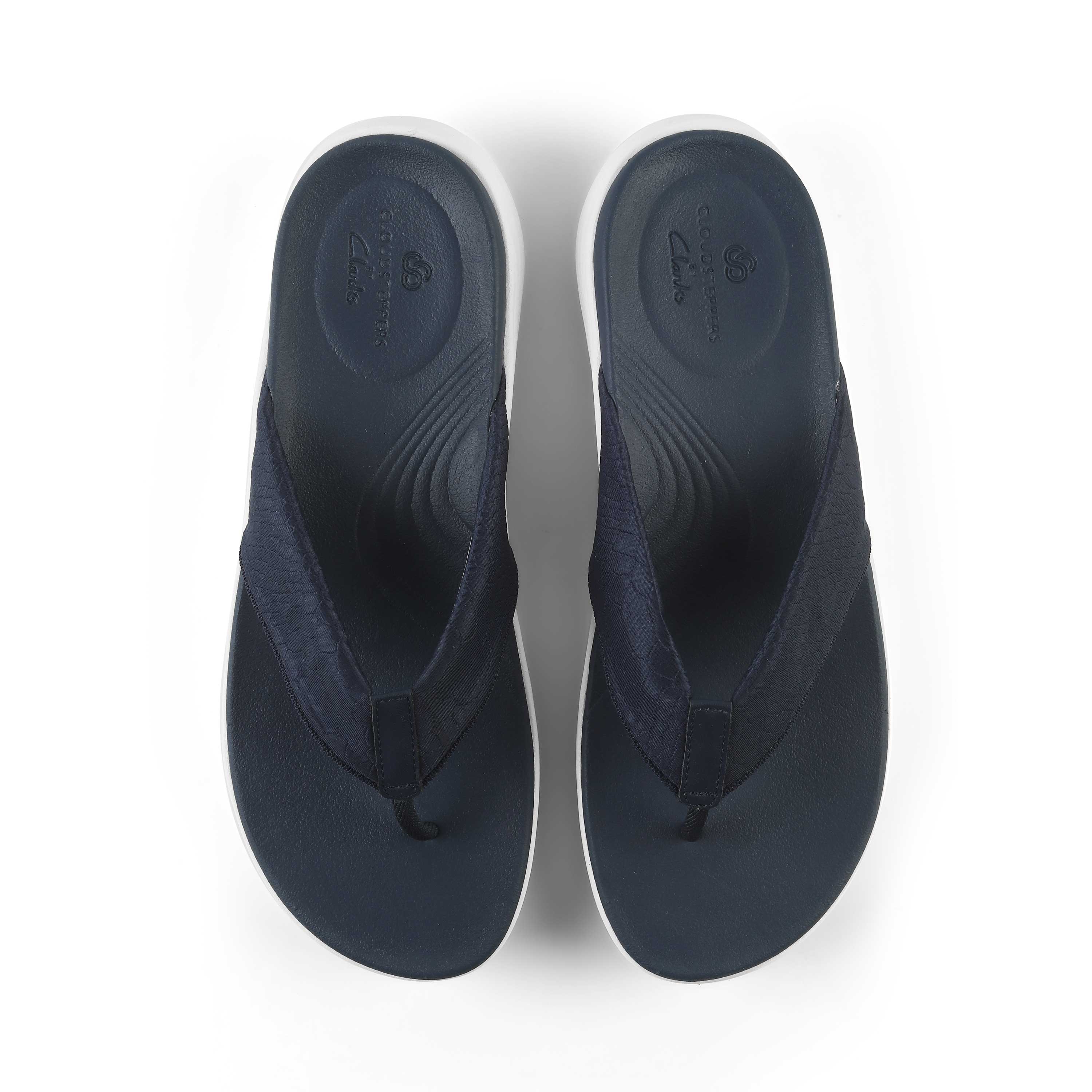 Clarks Women Lola Point Navy Flip Flop