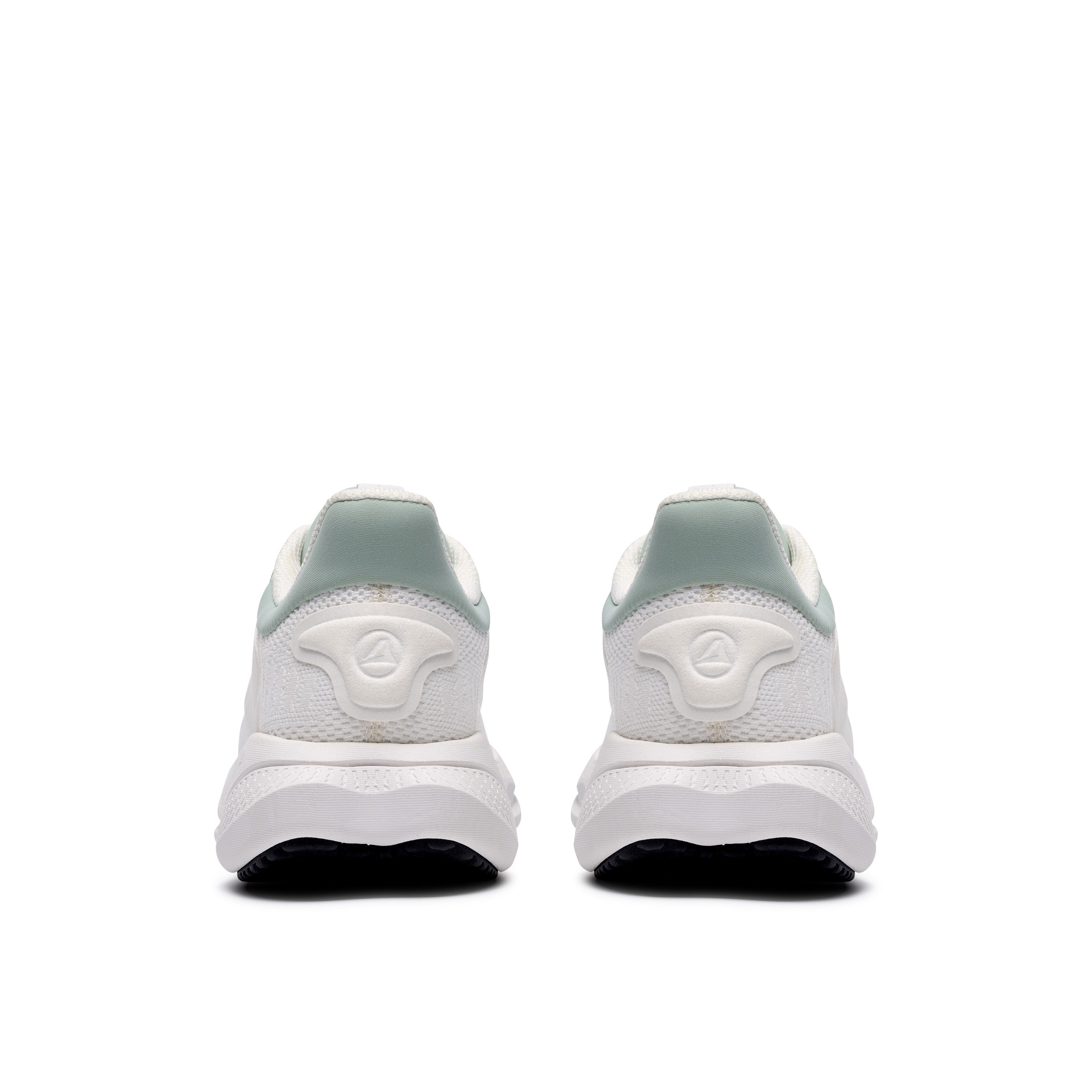 Clarks Women White Pace Move. Shoes