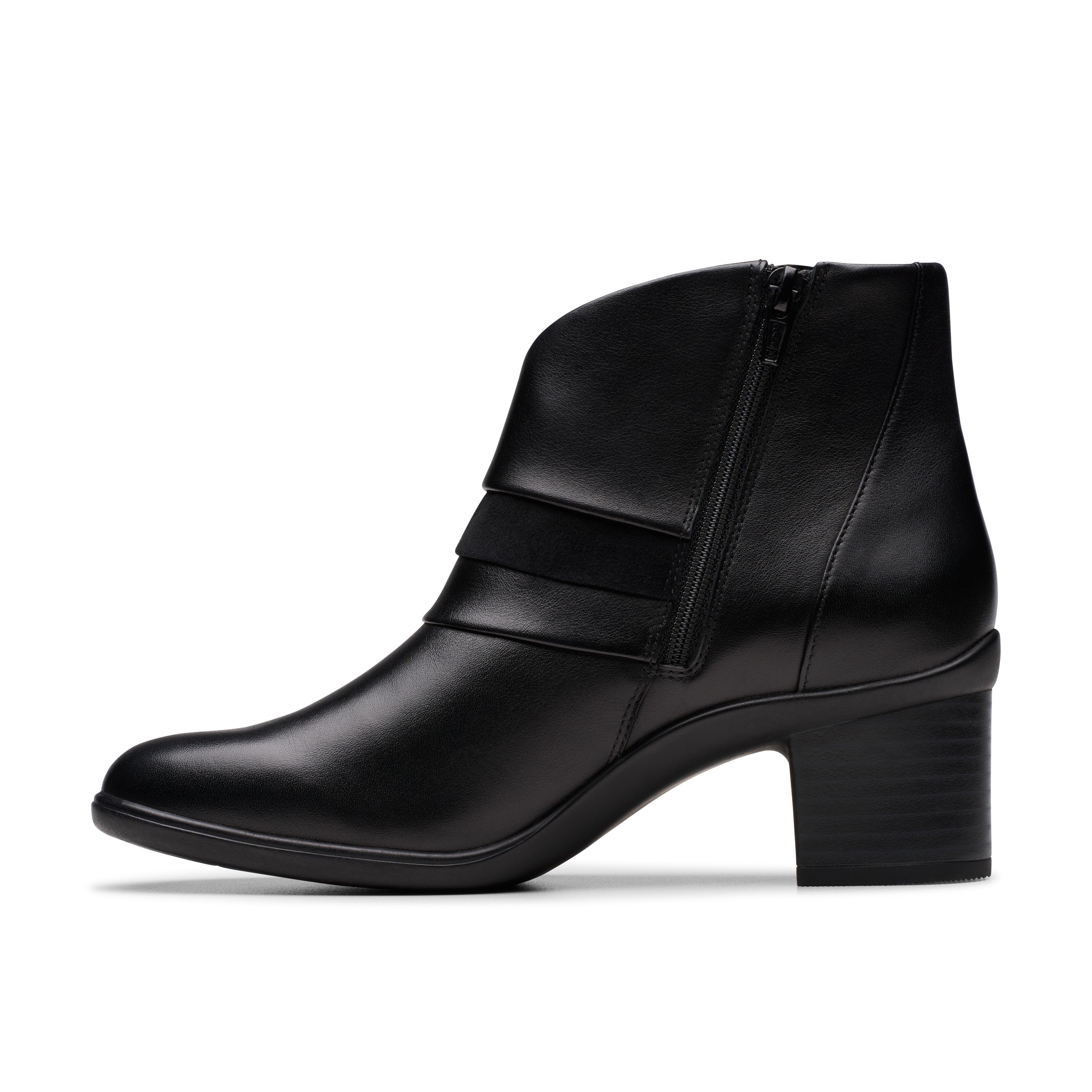 Clarks Women Black Shaya Sky Boots