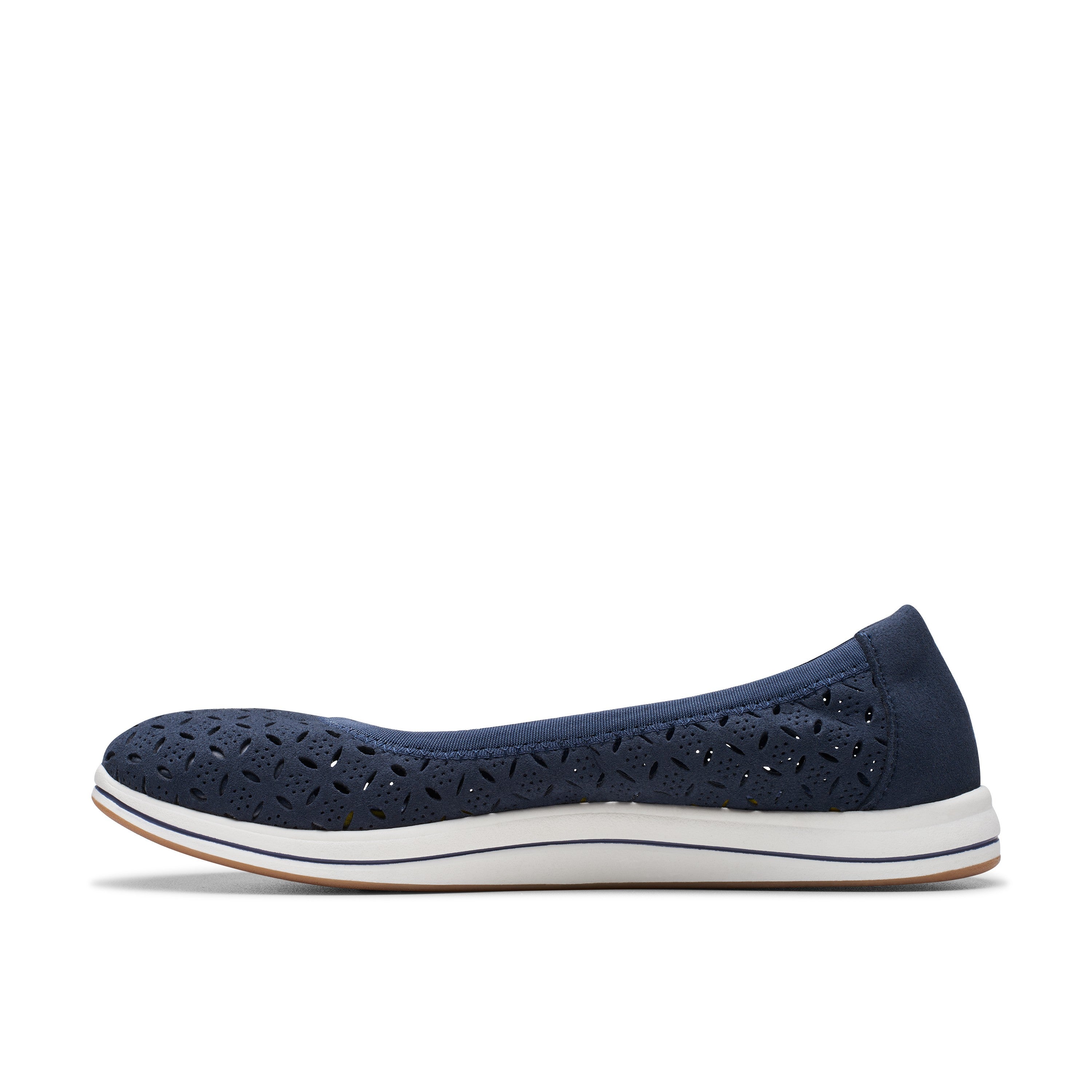Clarks Women Blue-Navy Brinkley Roam Shoes