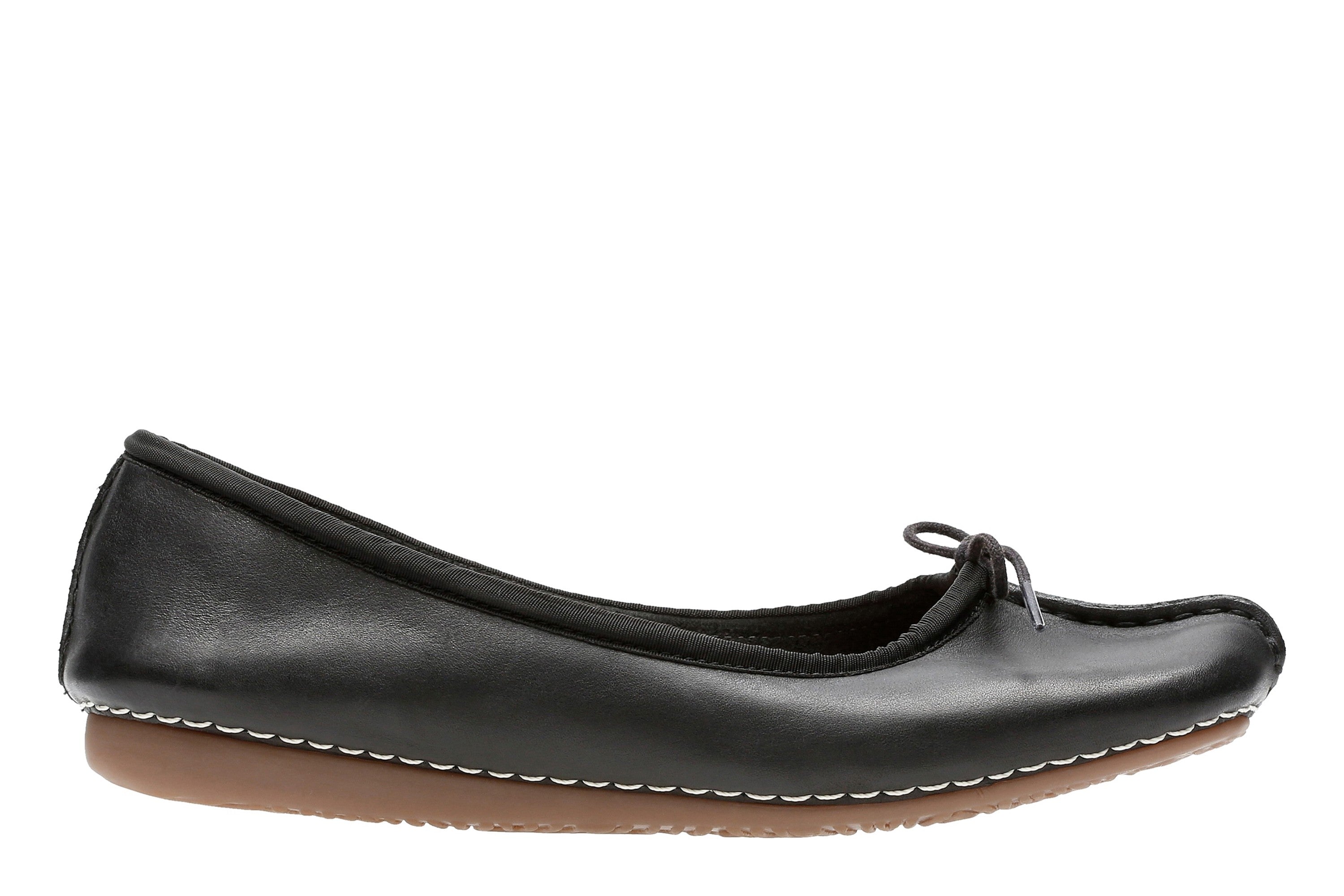 Clarks Women Black Freckle Ice Shoes